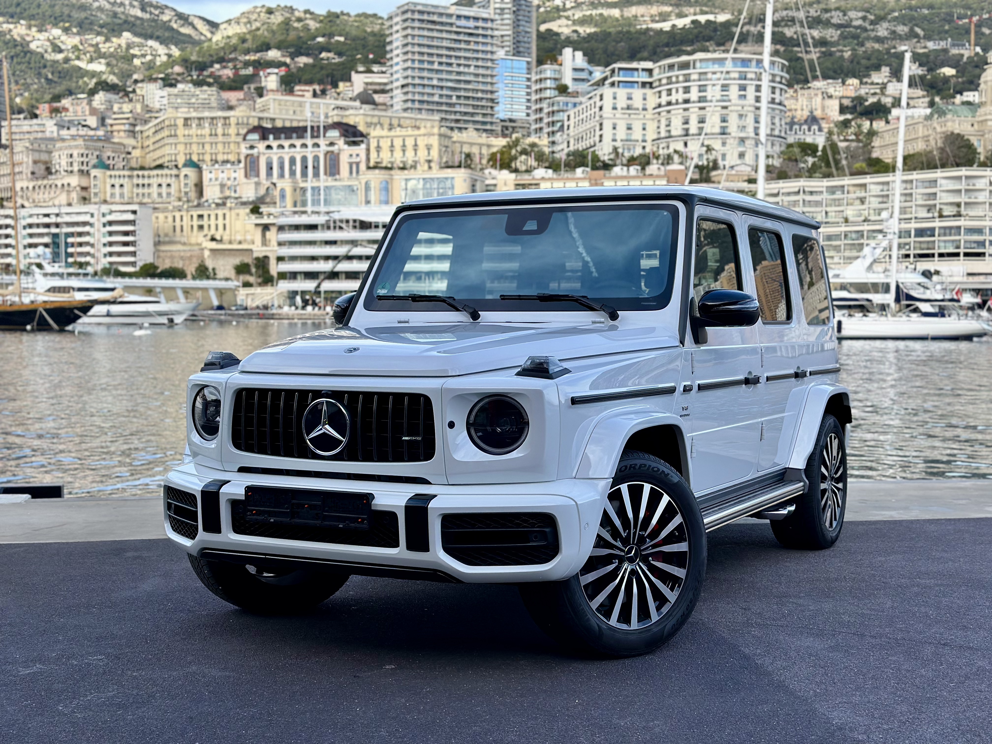 Mercedes-Benz G63 AMG